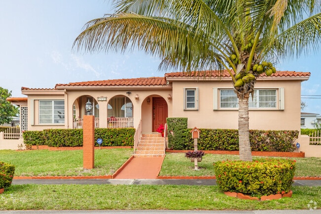 Spanish hacienda style homes are perfect for those who wants a slice of Miami paradise.