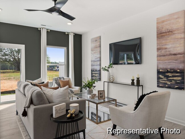 583 Station St unit 63, Clover, SC 29710 - photo 6