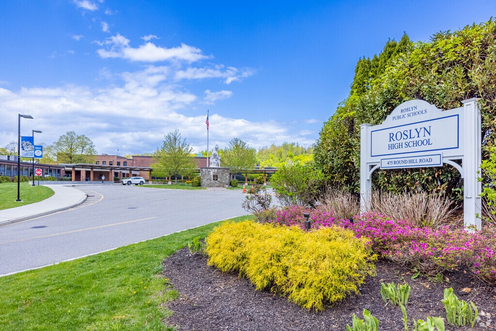 Entrance to Roslyn High School in Welcome to Donald Street Park in Roslyn Heights.