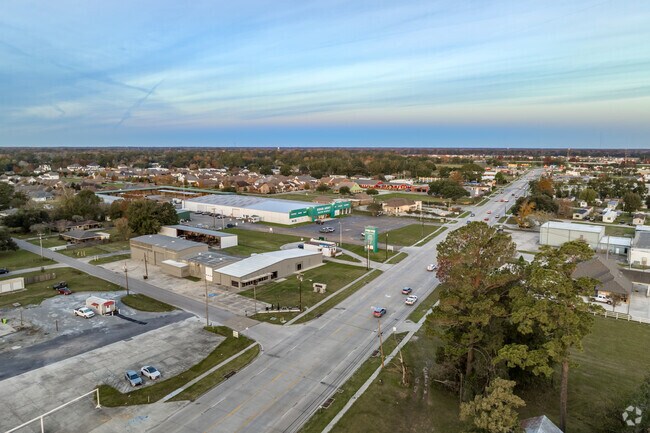 Breaux Bridge offers easy retail access for its residents without giving up their peace of mind.