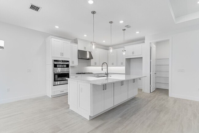 876 Arbor Green Trail, St. Cloud, FL 34771 - photo 6