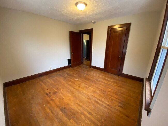 13 Clark Street - 1st Floor unit 2nd Floor, Ansonia, CT 06401 - photo 7