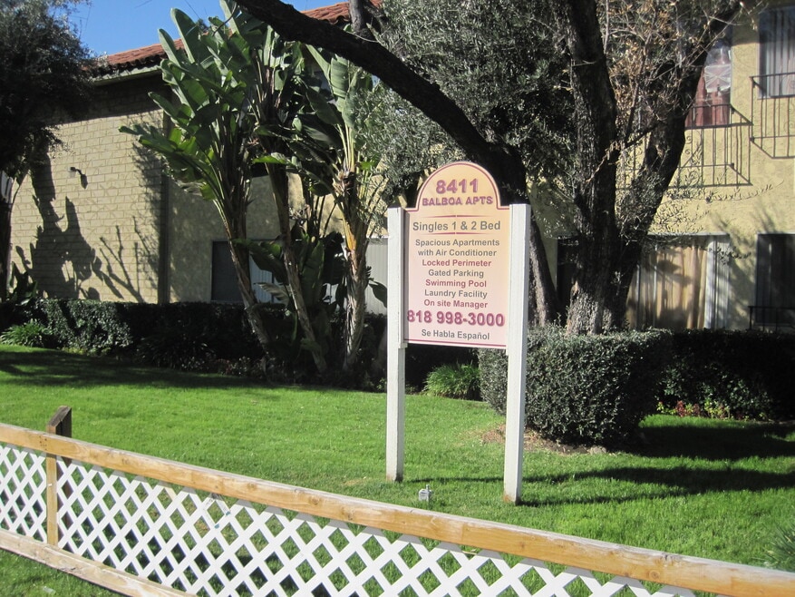 Balboa Boulevard Apartments