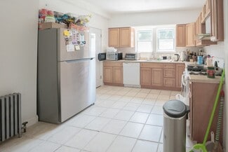 25 Winthrop Ave Unit 1, Quincy, MA 02170