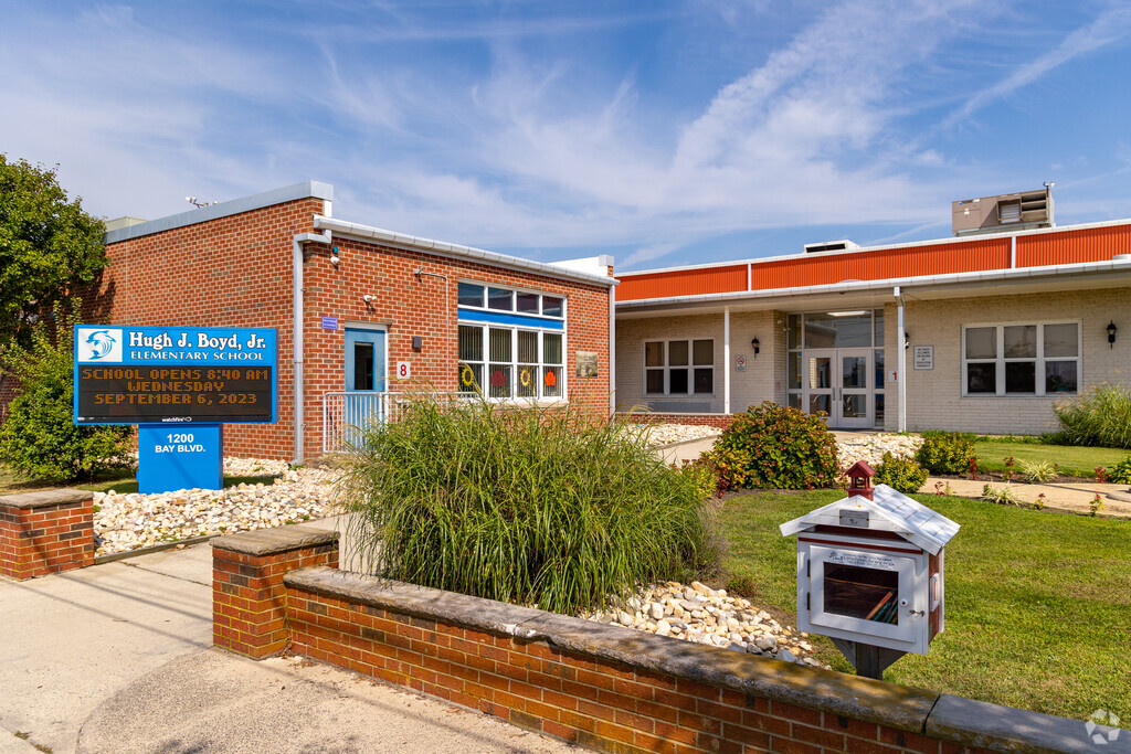 Hugh J Boyd Jr Elementary School