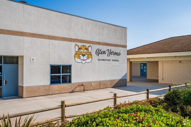 Glen Yermo Elementary School is home to the Mountain Lions.