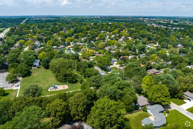 Leawood West's rolling hills are covered in mature trees and classic, split-level homes.