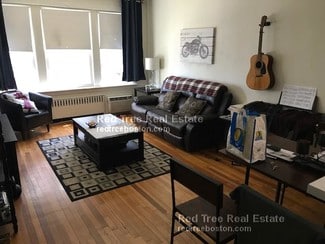 33 Lancaster Terrace Unit 101, Brookline, MA 02446