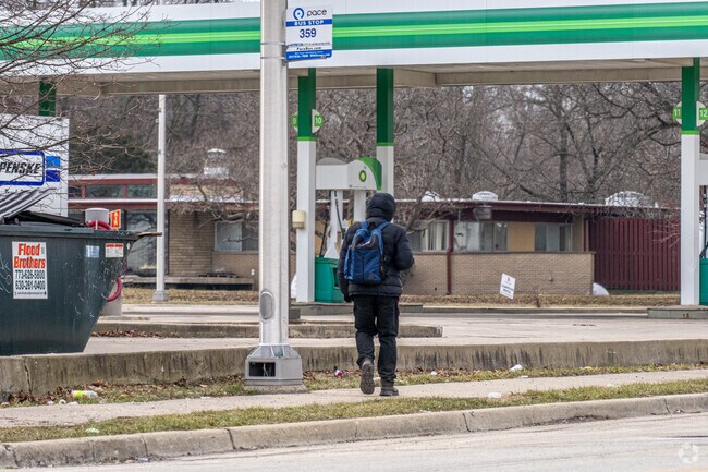 There are many bus stops conveniently located throughout Robbins.