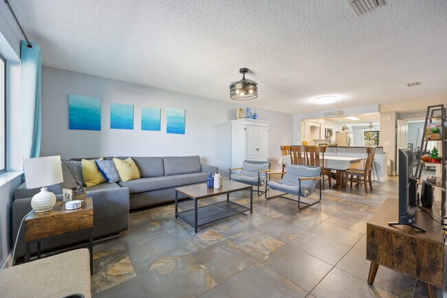 280 S Atlantic Ave unit ID1044305P, Cocoa Beach, FL 32931 - photo 5