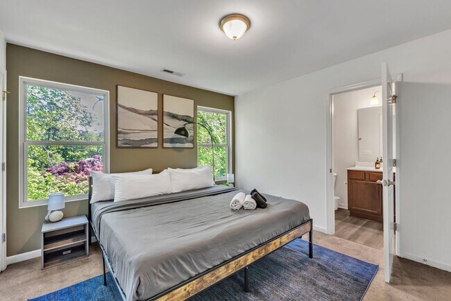 229 Socket St unit ID1284655P, Raleigh, NC 27606 - photo 5