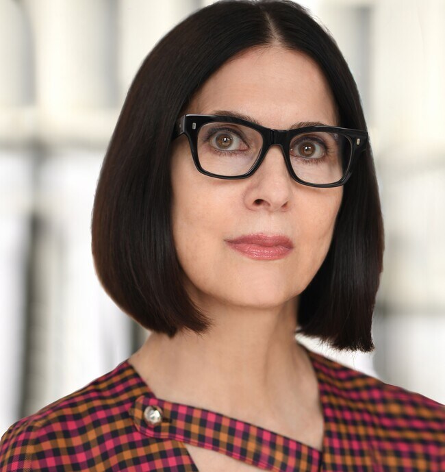 Agent Photo