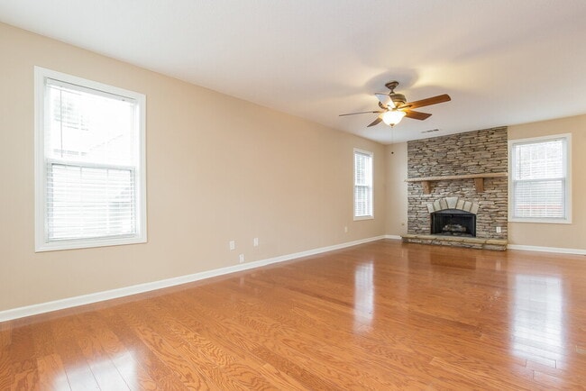 775 Riverside Walk Crossing NE, Sugar Hill, GA 30518 - photo 2