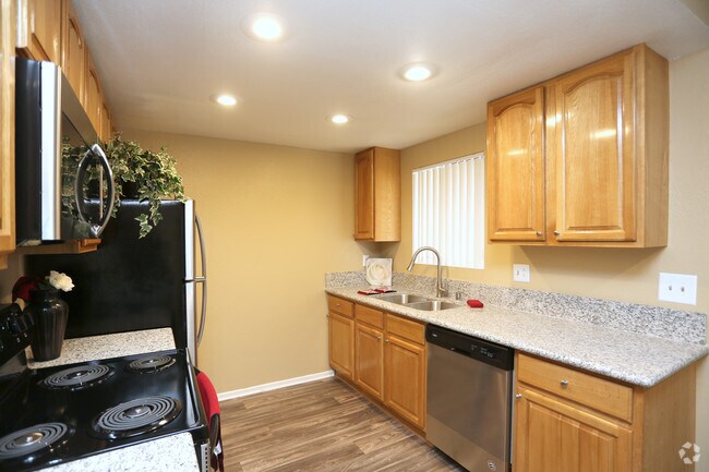 Mountain View Mansion, Redlands, CA 92373 - photo 4