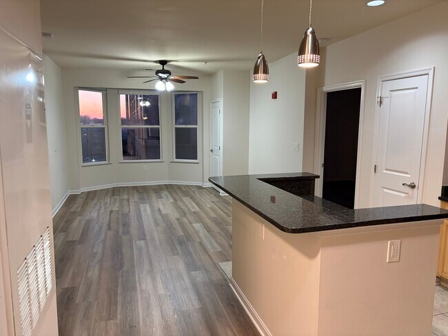 2665 Prosperity Ave unit 335, Fairfax, VA 22031 - photo 7