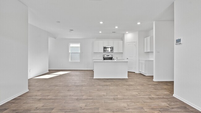 132 Celosia Loop, Kyle, TX 78640 - photo 4