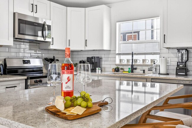 310 W Warren Ave unit ID1372309P, Tampa, FL 33602 - photo 5