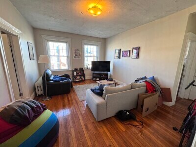 736 Washington St unit 5, Brookline, MA 02446 - photo 2