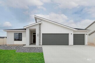 8397 S Sansa Ave, Kuna, ID 83634