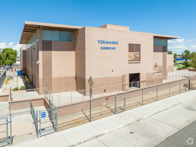 Tomahawk Elementary School has a student-to-teacher ratio of 22-1.