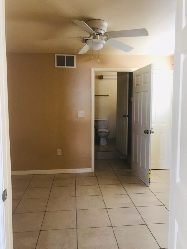 1315 N US Hwy 1 unit B, Fort Pierce, FL 34950 - photo 3