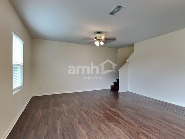 4394 Kendrick Cir, Loganville, GA 30052 - photo 7