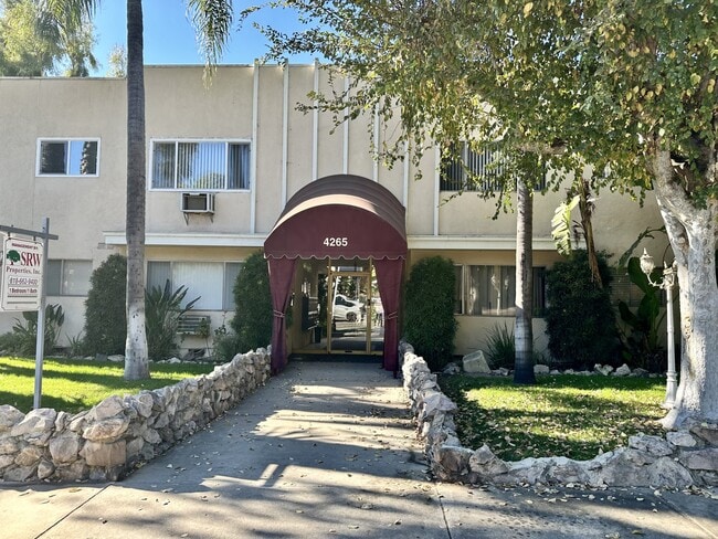 4265 Colfax Ave, Studio City, CA 91604 - photo 2