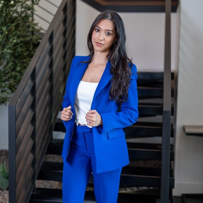 Agent Photo