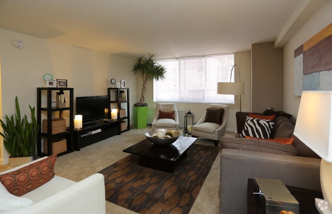 The Blairs, Silver Spring, MD 20910 - photo 5