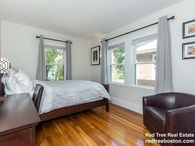33 Pershing Rd unit 2, Jamaica Plain, MA 02130 - photo 6
