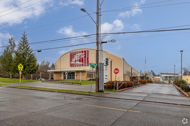 Chief Sealth High School