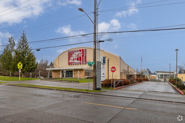 Chief Sealth High School