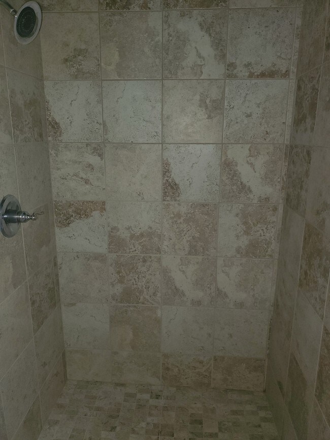 1016 Jefferson St unit 4, Lynchburg, VA 24504 - photo 7