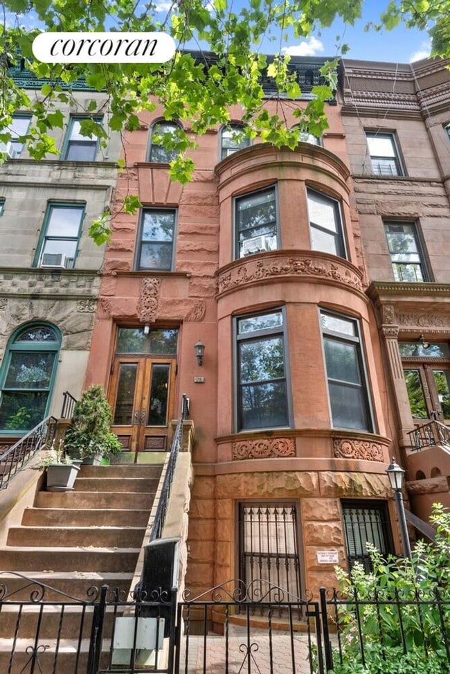 274 Hancock St, Brooklyn, NY 11216