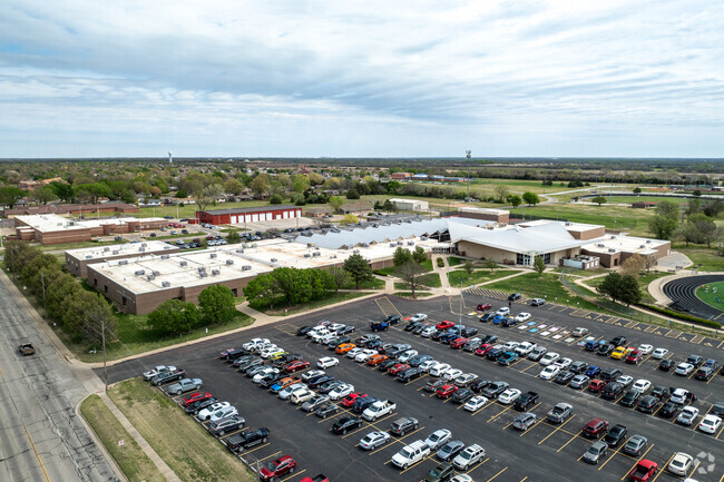 Augusta High School is a large campus.