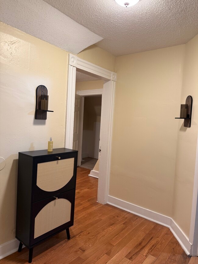 117 Lloyd St unit 3, New Haven, CT 06513 - photo 3