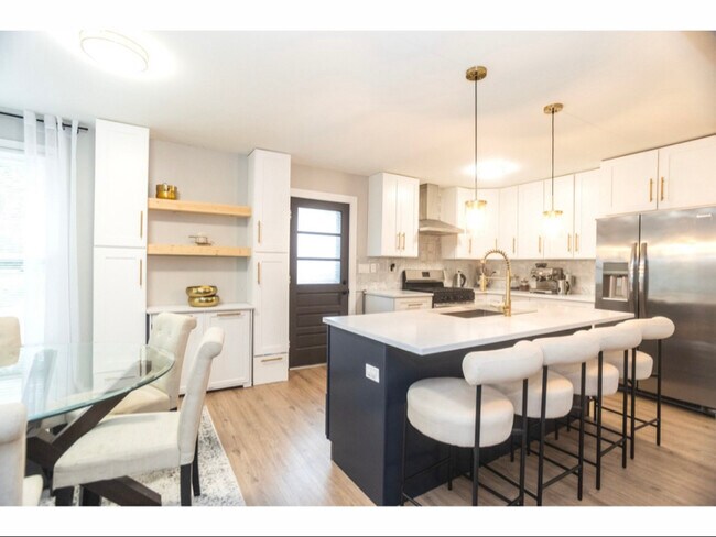 726 Lawler Ave, Wilmette, IL 60091 - photo 6