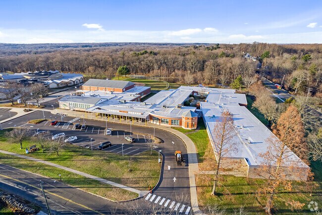 Chapel Street Elementary School in Stratford develops students into future leaders.
