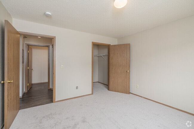2BR,1BA - 800SF - Primary Bedroom