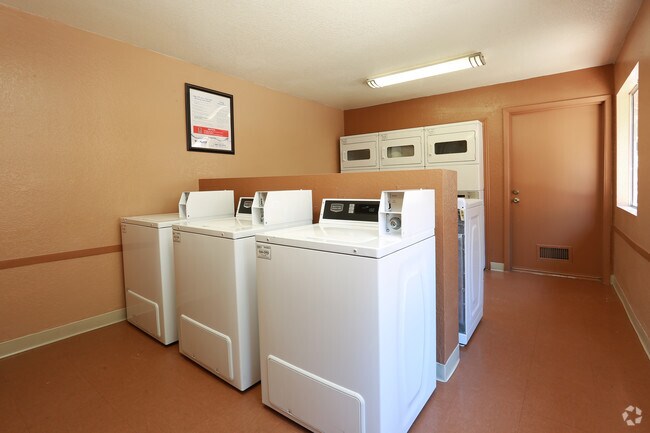 Shadow Ridge Apartments, Tucson, AZ 85712 - photo 6