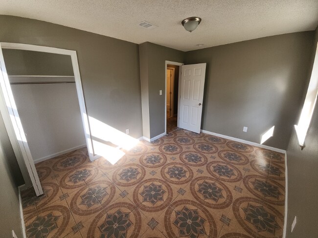 1003 Bartow Ave, Pensacola, FL 32507 - photo 7