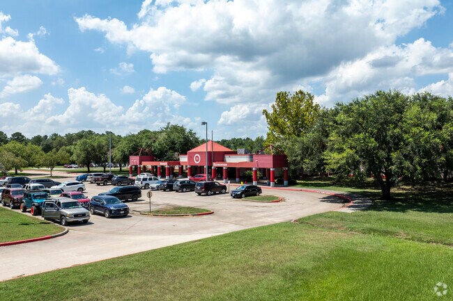 Barrett Elementary School has a low 13:1 student to teacher ratio.