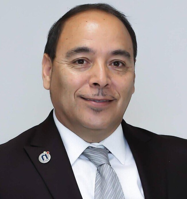 Agent Photo