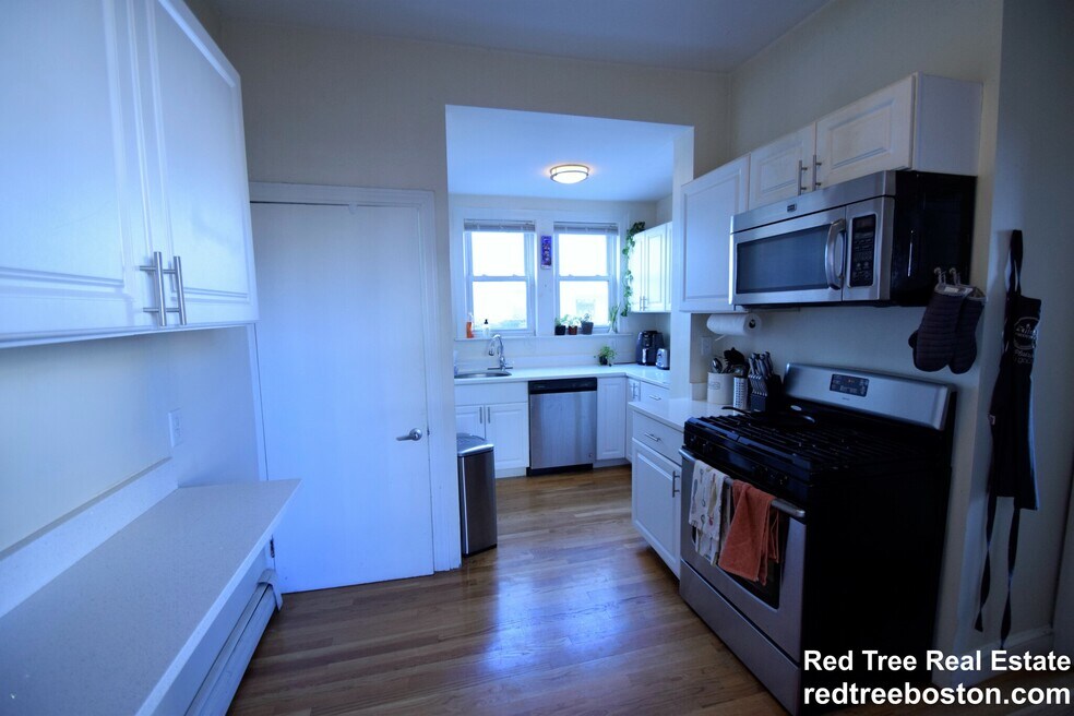 11 Stickney Ave unit 1, Somerville, MA 02145 - photo 1