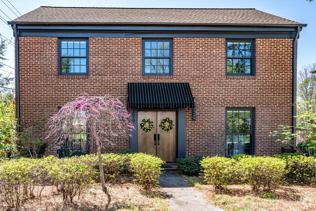 Renovated Colonial Home in the Historic Downtown Franklin Neighborhood.