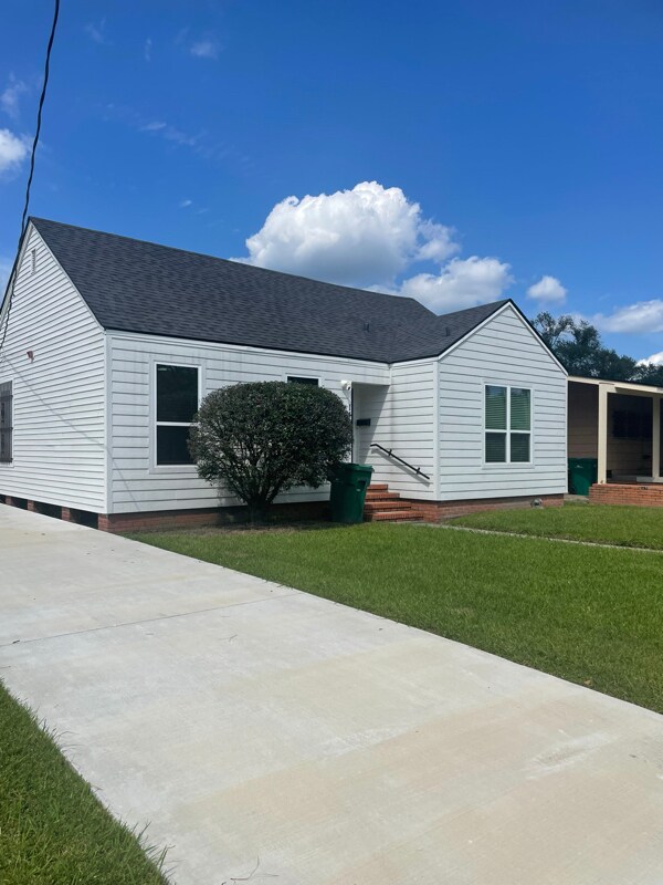 1406 W Park Ave Unit 2, Orange, TX 77630