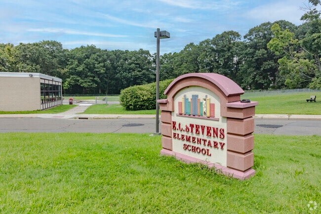 Evarts C. Stevens Elementary School is located at 18 Kondracki Lane in Wallingford, CT.