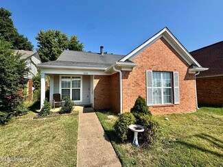 1096 W E Ross Pkwy, Southaven, MS 38671