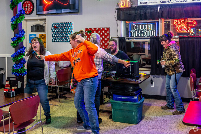 Riverview Terrace residents love karaoke nights at Chuck's Tap.