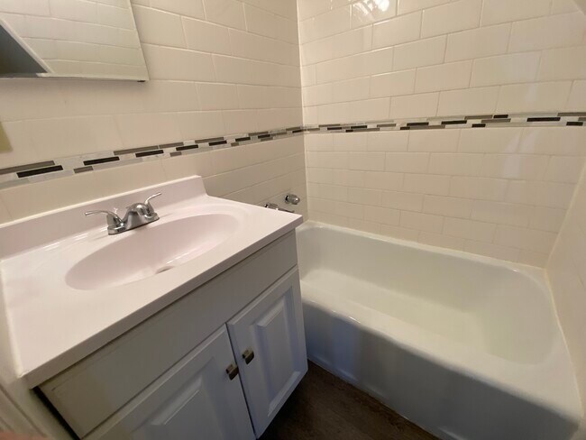 3916 Coleman St unit 3916 COLEMAN ST 3, Pittsburgh, PA 15207 - photo 6